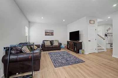 1071 Brooke Ln, Xenia, OH 45385 - Photo 9