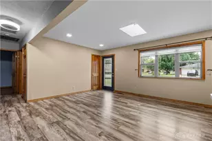 6125 Imperial Hills Dr, Dayton, OH 45414 - Photo 15