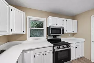 2151 S Smithville, Kettering, OH 45420 - Photo 13
