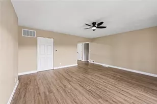 2151 S Smithville, Kettering, OH 45420 - Photo 9
