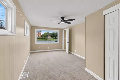 2151 S Smithville, Kettering, OH 45420 - Photo 15