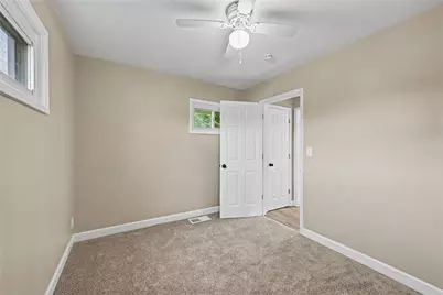 2151 S Smithville, Kettering, OH 45420 - Photo 13