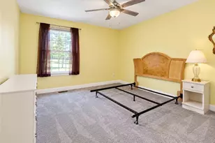 2206 Thomas Paine Pkwy, Centerville, OH 45459 - Photo 9