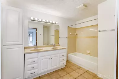 640 Deptford Avenue, Washington Twp, OH 45429 - Photo 21