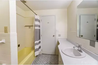 640 Deptford Avenue, Washington Twp, OH 45429 - Photo 31