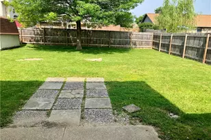 8711 Watergate Dr, Huber Heights, OH 45424 - Photo 23