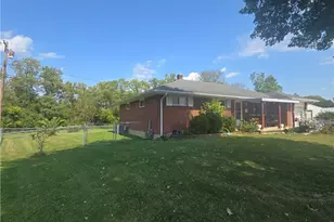 255 E Weaver St, New Lebanon, OH 45345 - Photo 3