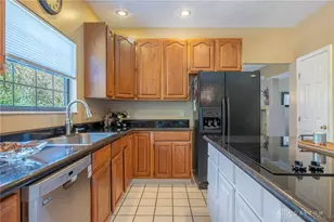 10 Stonebrook Ct, Springboro, OH 45066 - Photo 35