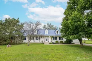 2079 Gordon Rd, Ross Twp, OH 45314 - Photo 3