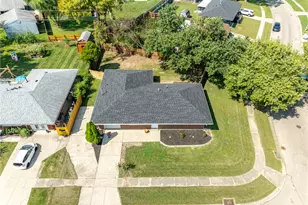 4300 Lambeth Dr, Dayton, OH 45424 - Photo 35