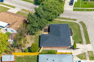 4300 Lambeth Dr, Dayton, OH 45424 - Photo 33