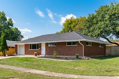 4300 Lambeth Drive, Dayton, OH 45424 - Photo 3