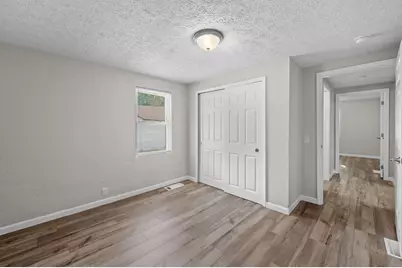 5070 Germantown Pike, Jefferson Twp, OH 45417 - Photo 23