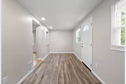 5070 Germantown Pike, Jefferson Twp, OH 45417 - Photo 9