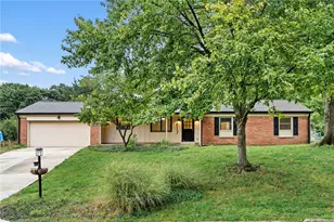 617 Laurelann Dr, Dayton, OH 45429 - Photo 1