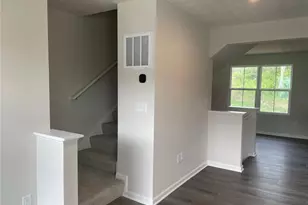 4031 Hemlock Ct, Dayton, OH 45424 - Photo 5