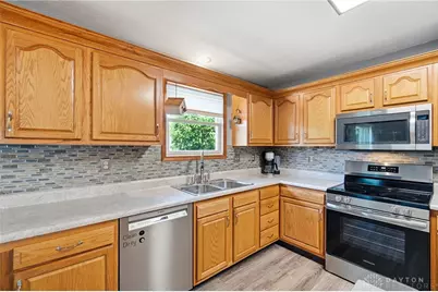 135 Country Manor Drive, Wilmington, OH 45177 - Photo 25