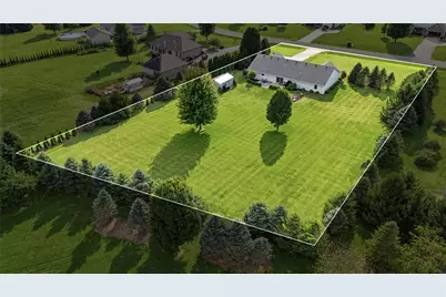 135 Country Manor Drive, Wilmington, OH 45177 - Photo 3