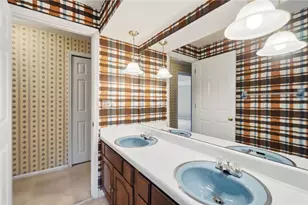 2933 Meadow Park Dr, Kettering, OH 45440 - Photo 57