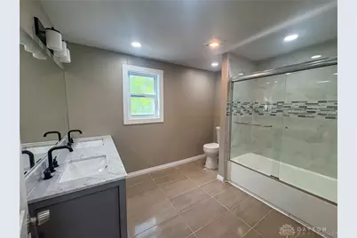 467 Groveland Avenue, Dayton, OH 45417 - Photo 23