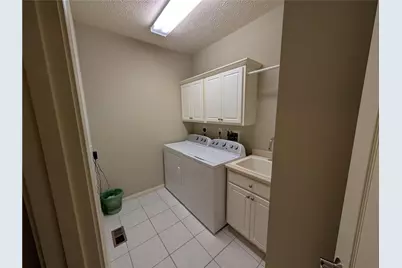 5981 Oak Ridge Drive, Huber Heights, OH 45424 - Photo 27