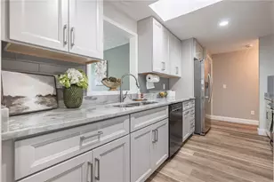 9517 Stanford Ridge Ct, Miamisburg, OH 45342 - Photo 9