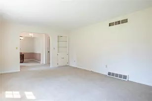 1553 Red Oak Rd, Kettering, OH 45432 - Photo 5