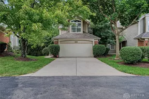 3932 W Summit Ridge Dr, Beavercreek, OH 45430 - Photo 9