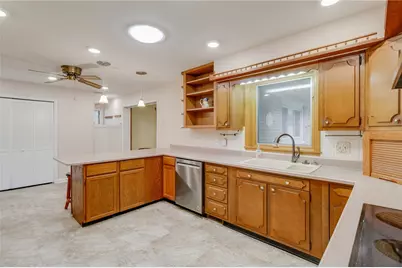 135 Lisa Lane, Yellow Springs Vlg, OH 45387 - Photo 7