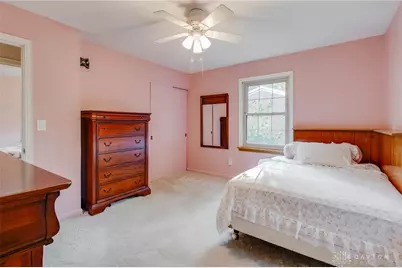 135 Lisa Lane, Yellow Springs Vlg, OH 45387 - Photo 19