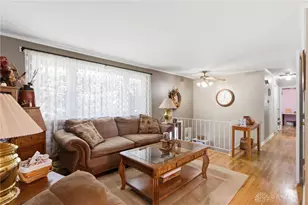348 Ridgewood Dr, Fairborn, OH 45324 - Photo 7
