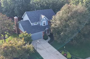 270 Lakeside Dr, Springboro, OH 45066 - Photo 3