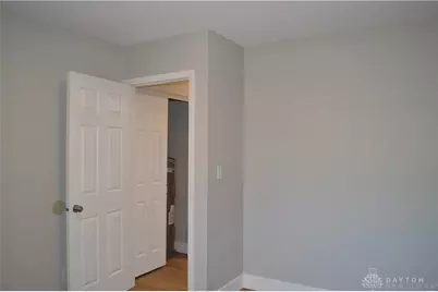 8490 Woodgrove Drive, Washington Twp, OH 45458 - Photo 11