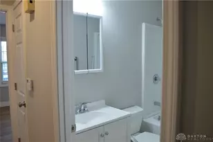 8490 Woodgrove Dr, Washington Twp, OH 45458 - Photo 9