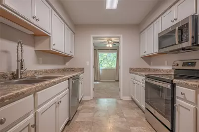 3215 Southdale Drive #7, Dayton, OH 45409 - Photo 9