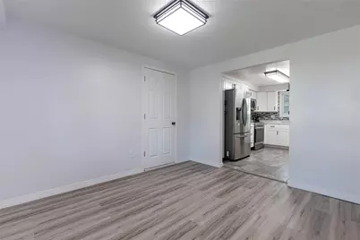 6532 Menlo Way, Dayton, OH 45424 - Photo 9