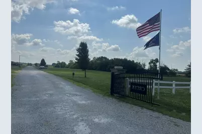 5953 Farmers #D, Clark Twp, OH 45146 - Photo 3