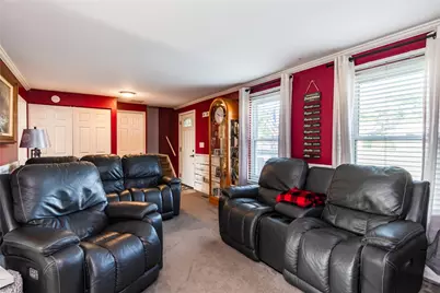 7600 Stonecrest Drive, Huber Heights, OH 45424 - Photo 7