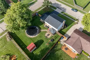7600 Stonecrest Dr, Huber Heights, OH 45424 - Photo 39