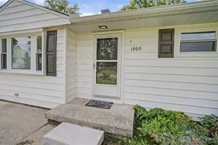 1909 Pittsfield St, Kettering, OH 45420 - Photo 3