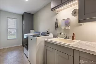 1946 Michelle Ln, Middletown, OH 45044 - Photo 21