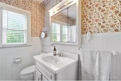 1630 S Main Street, Dayton, OH 45409 - Photo 31