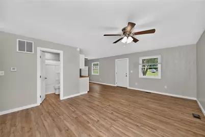 6240 Carmin Avenue, Dayton, OH 45417 - Photo 11