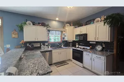 8207 Waynesboro Way, Waynesville, OH 45068 - Photo 23