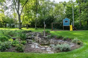 6912 Morrow Dr, Clayton, OH 45415 - Photo 5
