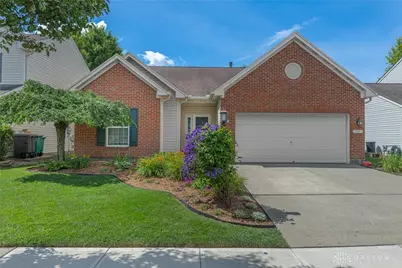 365 W Pugh Drive, Springboro, OH 45066 - Photo 1