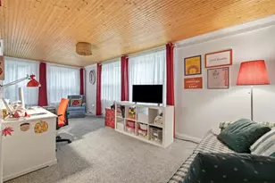 3837 Oak St, Cincinnati, OH 45227 - Photo 9