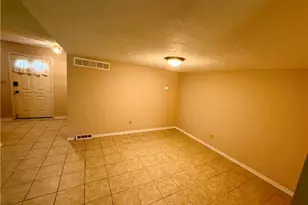 6371 Braxton Pl, Centerville, OH 45459 - Photo 9