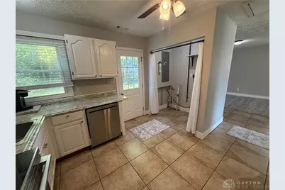 23 Lindway Drive, Fairborn, OH 45324 - Photo 5
