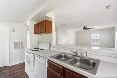 1712 Patterson Road, Dayton, OH 45420 - Photo 7